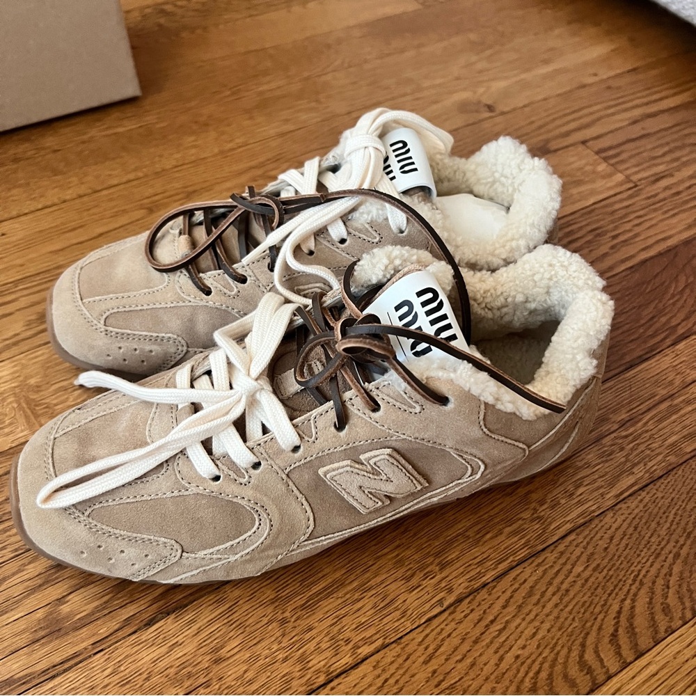 NEW BALANCE X MIU MIU 530 SL bleached leather sneakers